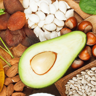 Vitaminem D proti Parkinsonově chorobě, vitamin E pomůže s PMS a vitamin K podpoří správnou srážlivost krve. Jaké jsou jejich další účinky?