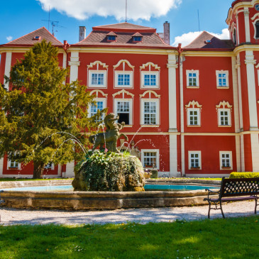 Ochutnejte středověké speciality na výjimečném food festivalu v Dětenicích