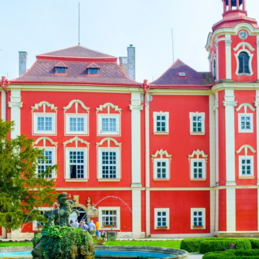Přijměte pozvání na pohádkový food festival ve středověkých kulisách. Zabaví se nejen děti