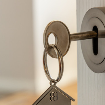 Hypoteční trh láme rekordy. Pandemie zlevnila Čechům hypotéky