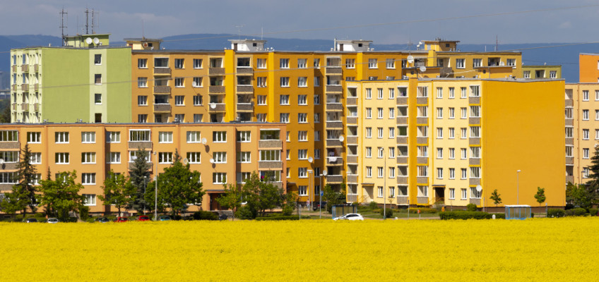 Ceny nemovitostí, práce nebo občanská vybavenost. Co je pro Čechy nejdůležitější?