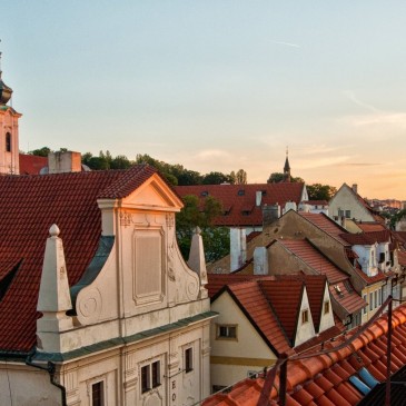 Na trhu chybí nemovitosti, ceny dále zdražují. Trend nájemního bydlení je na vzestupu