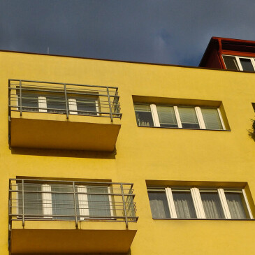 Čeho je málo, to je drahé. Příští rok ceny bytů vzrostou odhadem o další jednotky procent