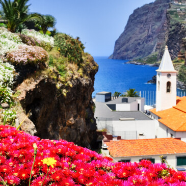 Madeira, ostrov věčného jara. Přečtěte si naše cestovatelské tipy