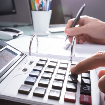 Jak se vyznat v půjčkách. Spočítejte si skutečné úroky