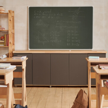 Správná židle, zdravá záda: Proč na ergonomii myslet už u dětí