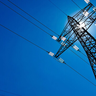 Energie teď stojí méně. Jak využít období levnějších cen ve svůj prospěch