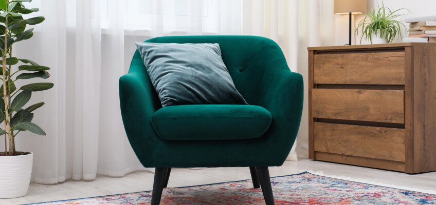 Jak pracovat s barvou roku 2026 v interiéru? Transformative teal bez přešlapů