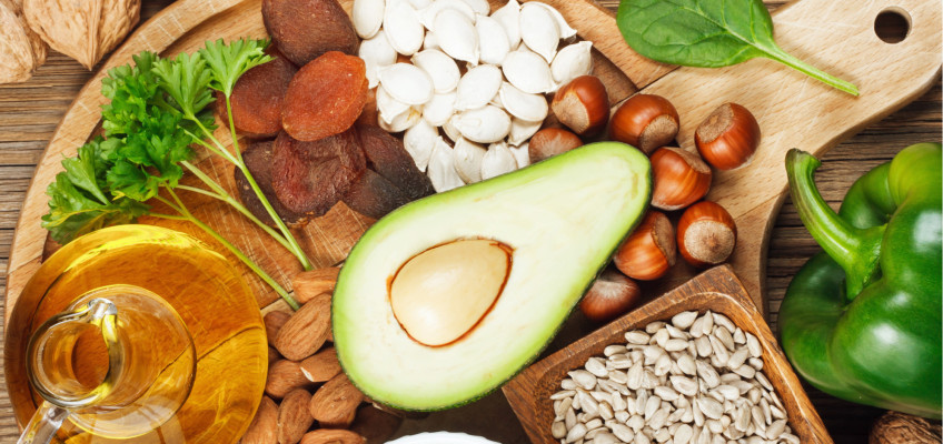 Vitaminem D proti Parkinsonově chorobě, vitamin E pomůže s PMS a vitamin K podpoří správnou srážlivost krve. Jaké jsou jejich další účinky?