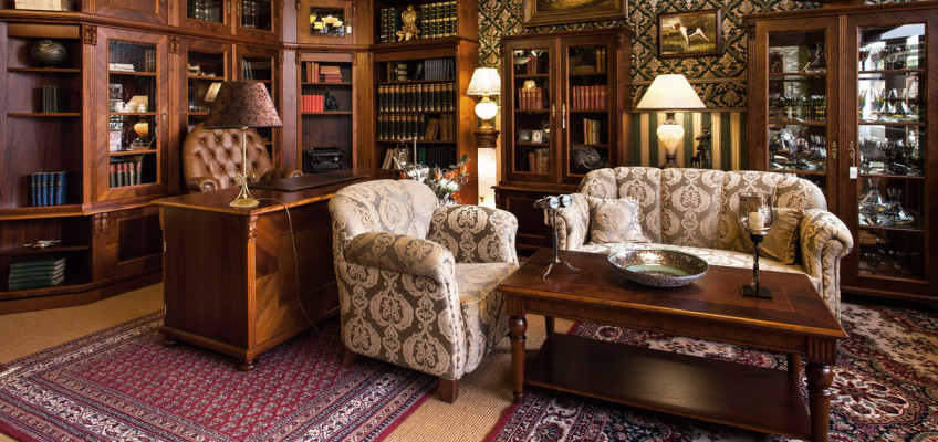 Podlehněte kouzlu dřevěného nábytku a vyberte si ten pravý dekor pro svůj interiér