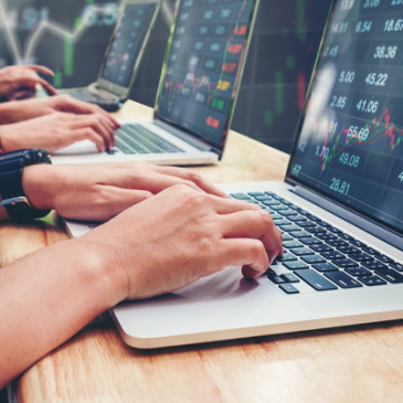 Svět obchodu otevírá své brány i úplným nováčkům. Co potřebujete k úspěšnému tradingu?