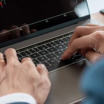 Jak se vyrovnat s turbulentním obdobím na finančních trzích