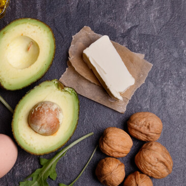 Chybí vám oblíbená jídla v keto dietě? Nahraďte je tak, že vám chybět nebudou