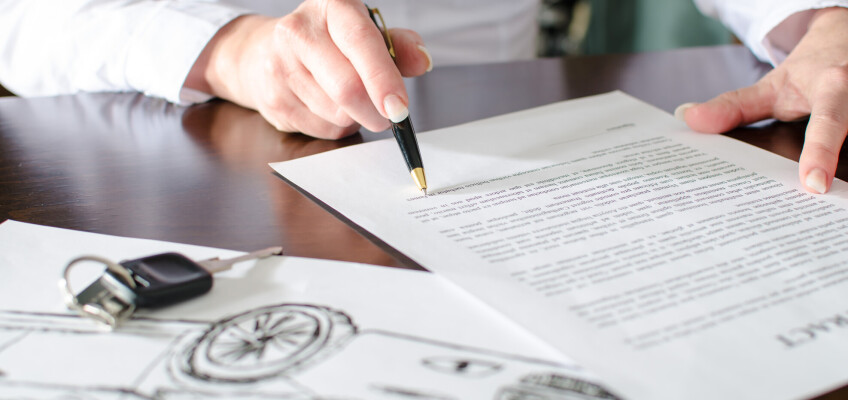 Leasing vs. půjčka. Co je lepší pro koupi auta?