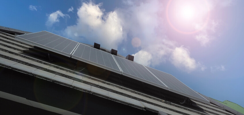 Jak efektivně řídit energii z fotovoltaiky a nespoléhat jen na počasí