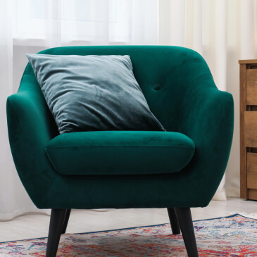 Jak pracovat s barvou roku 2026 v interiéru? Transformative teal bez přešlapů